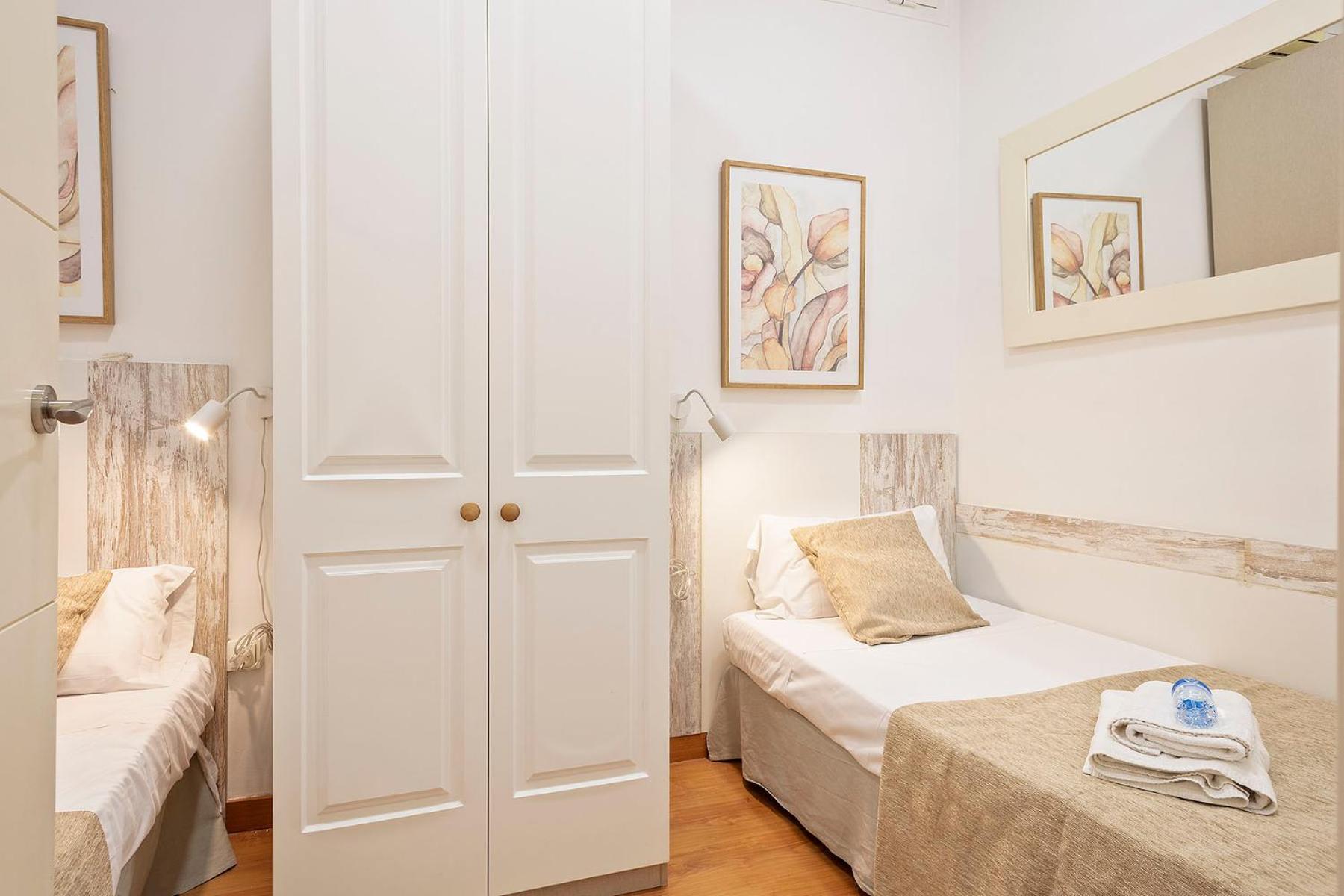 Alcam Paseo San Juan Appartement Barcelone